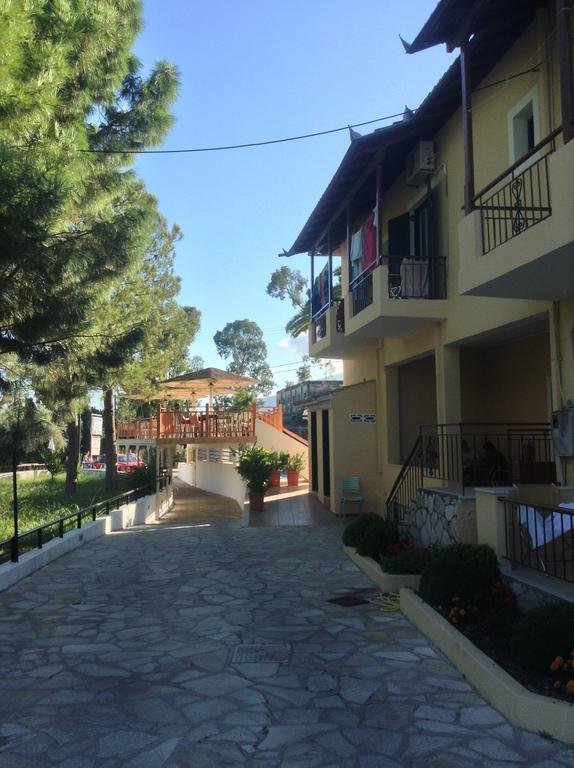 Michalis Place Apartments Vasiliki  Exterior photo